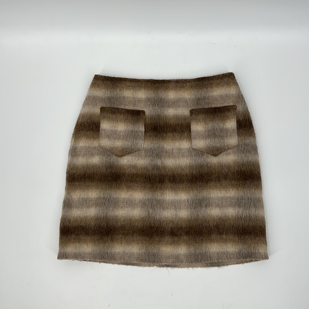 Topshop skirt size 8 mini skirt pockets on front faux fur wool